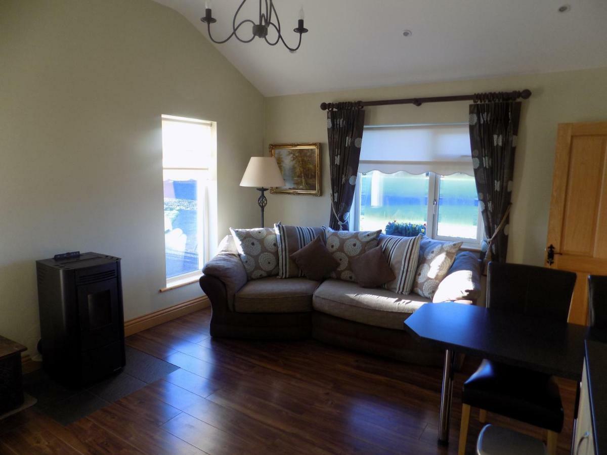 Chapel Meadow Lodge Clonard Eksteriør bilde